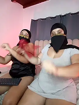 aziza_dalila02のライブXXXチャット