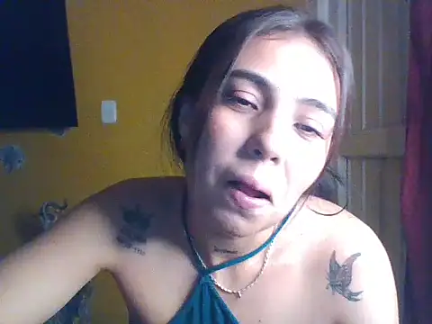 EmmaSplycer02 Chat XXX live