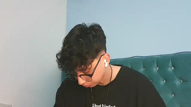 _Thomas_hot_'s Live XXX Chat