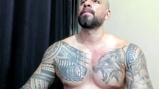 Онлайн чат XXX SebaxttianCock