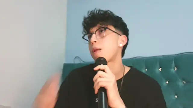 _Thomas_hot_ Chat XXX in diretta