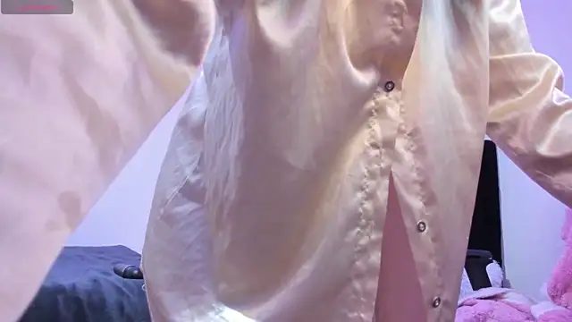 zakura_aniia Chat XXX in diretta