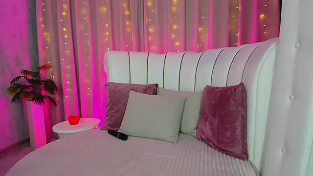 _Sunpuddle Adlı Modelin Web Kamerası Şovu