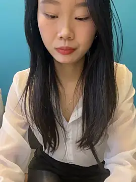 ZHJKS9988's Live XXX Chat