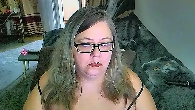 sex2 Adlı Modelin Canlı XXX Sohbeti