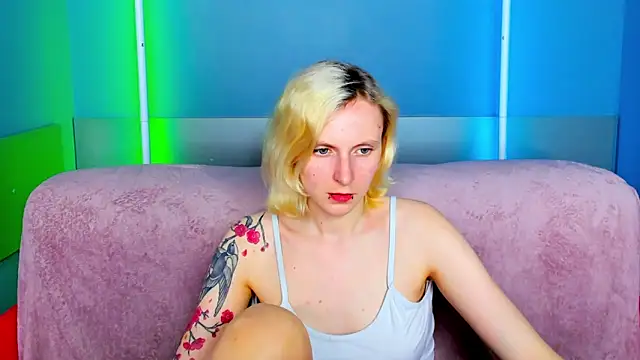 LikiLips Chat XXX live