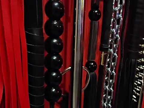 Chat +18 de _MissJaneWarren_ ao vivo