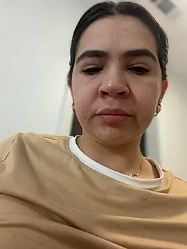 Gringo_XXX_Latina Chat XXX in diretta