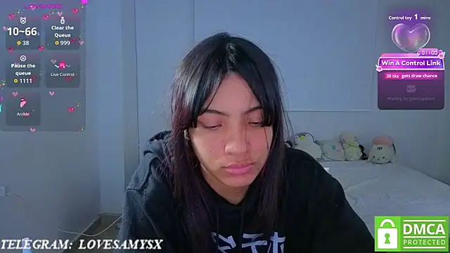 LovelyamyyのライブXXXチャット