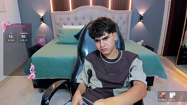 Tommy18__ 라이브 XXX 채팅