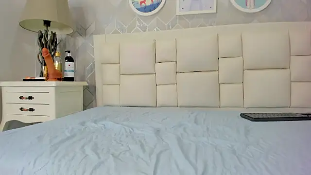 naia_cox Adlı Modelin Canlı XXX Sohbeti