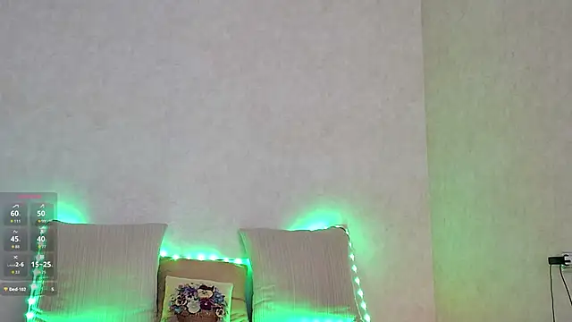 Roseaa's Live XXX Chat