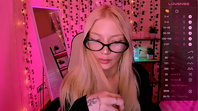 AnyaTaylor_'s Live XXX Chat