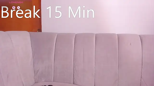 CAYLINCOLLINS' Live XXX Chat