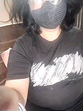 RICHA_BHABHI23 Webcam-Show