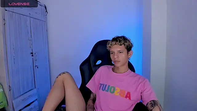 tylernova: απευθείας συνομιλία ΧΧΧ