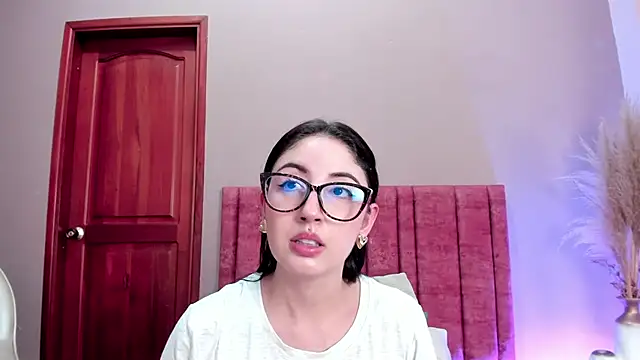 Emilywatsonnn Live XXX chat