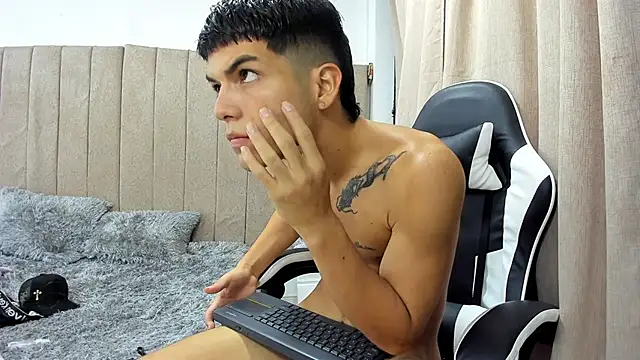 Вебкам-шоу pipe_hot04