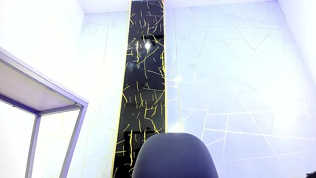 Valentin_Lux Pertunjukan Webcam