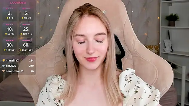 Shy_Polly live XXX chat