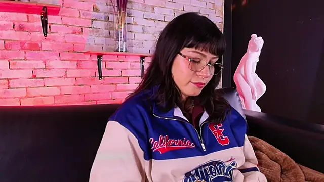 kitty_malach Chat XXX in diretta