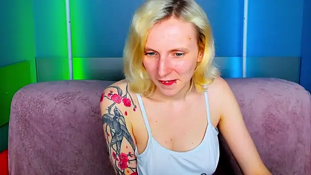 LikiLips live XXX chat