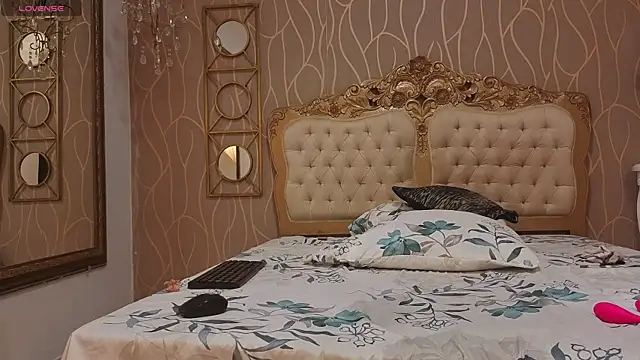 Miladiosa's Live XXX Chat