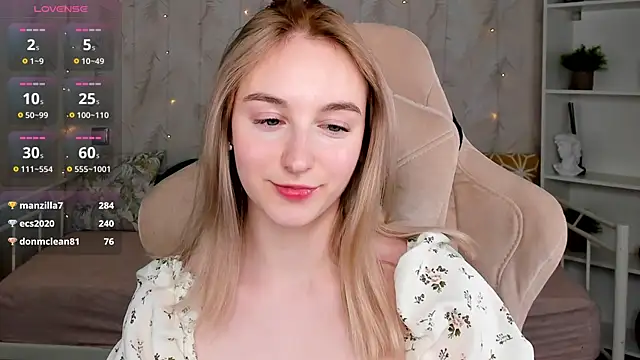 Shy_Polly Live XXX Chat