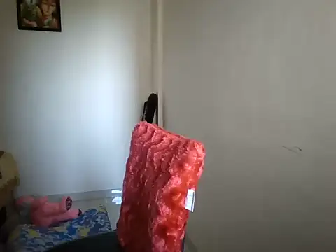 MakeMeCumAhh – Naživo XXX chat