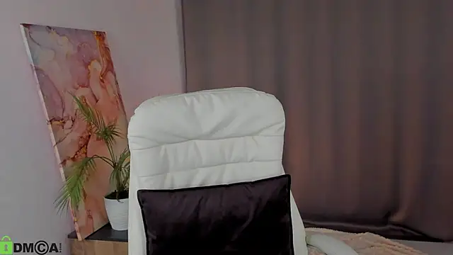 LeticiaRomano Chat XXX live