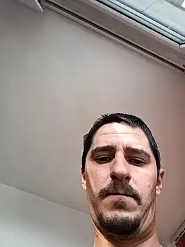 hugecock4u1990 – webcam-show