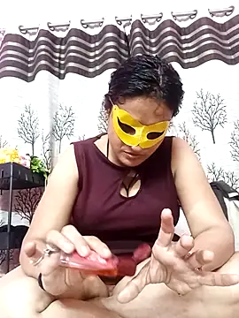 Gullapi Show in webcam