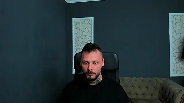 BrianHunts: вебкам-шоу