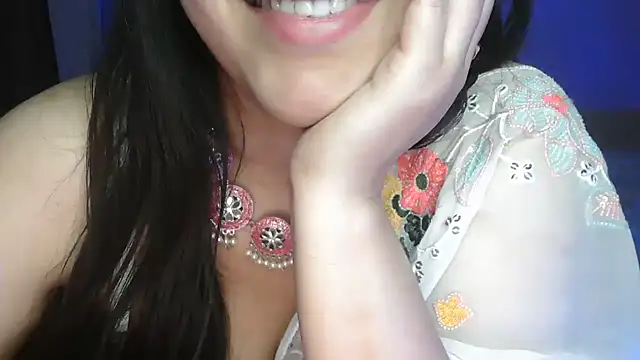 HotNiyathin Live XXX chat