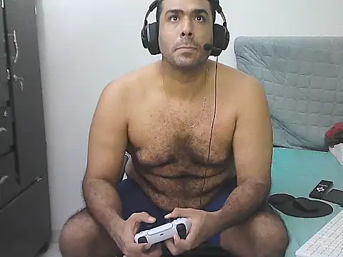 Chatroom XXX en direct de AlphaLatinoBear