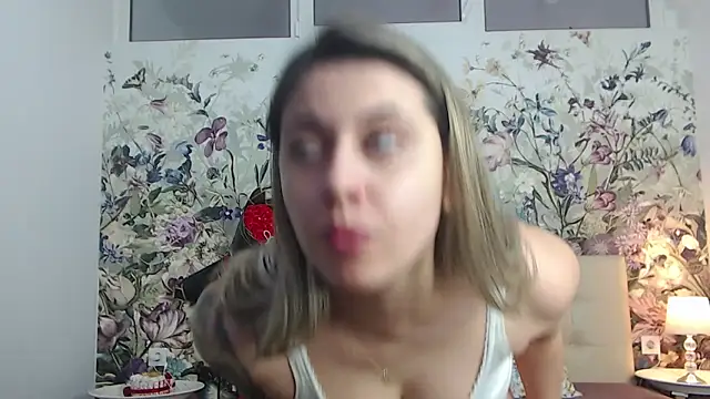 RoseDiamond06 Obrolan Langsung XXX