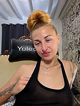 kylie_blck Obrolan Langsung XXX