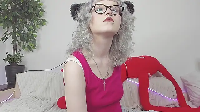 EdythElswick: онлайн-секс-чат