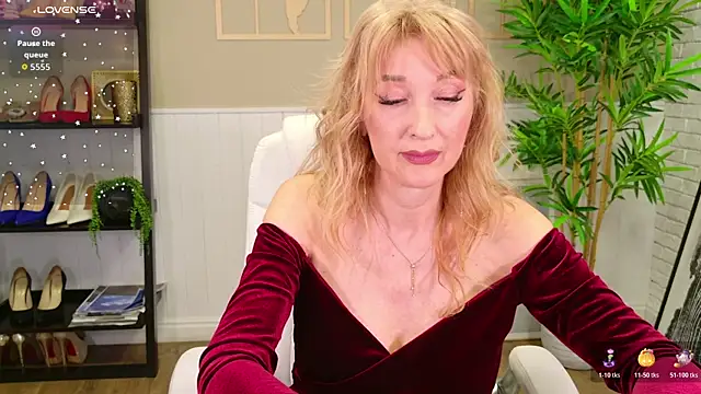 แชท XXX สดของ LadyLeea