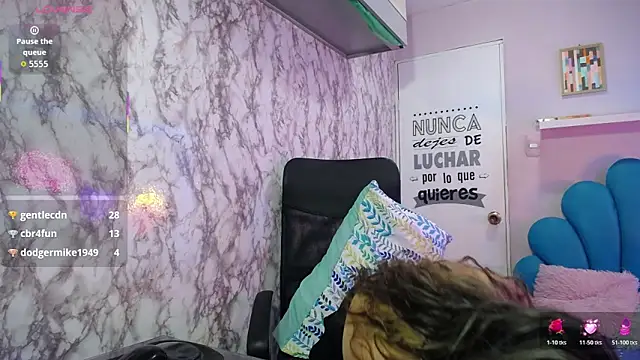 noelia_milf19: онлайн-секс-чат