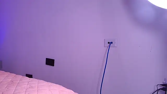 abbyrouss_: онлайн-секс-чат