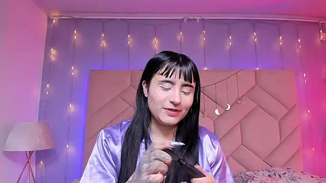 NaeniaDemon_: онлайн-секс-чат