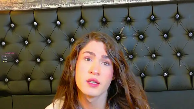 Lilith_Sex12: διαδικτυακό σόου στην κάμερα