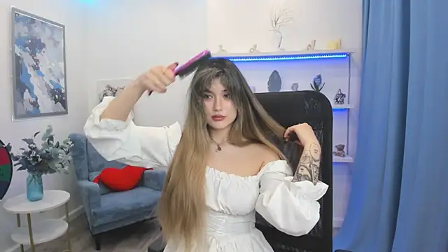 AnneTLi Adlı Modelin Canlı XXX Sohbeti