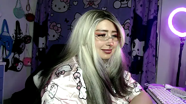 lussyevans24 – Live XXX-chat