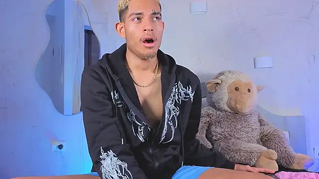 ItsZairen Live XXX-Chat