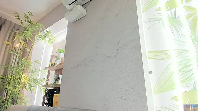 Chat +18 de IsabelaStefano ao vivo