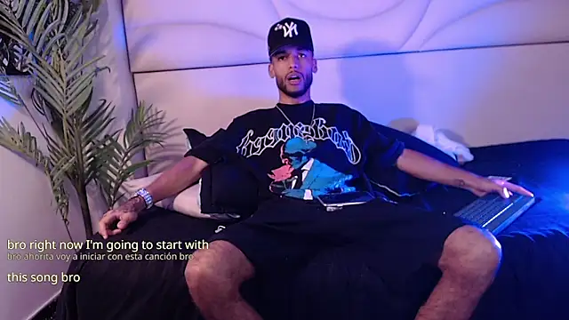 Thiagoferreti's Webcam Show