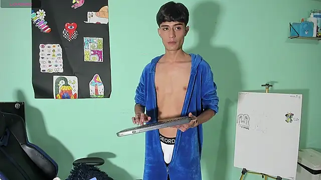 TYLERhHOT2005n Webbikameraesitys