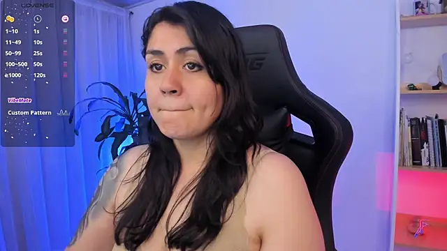 Chat XXX ao vivo de karlie02_